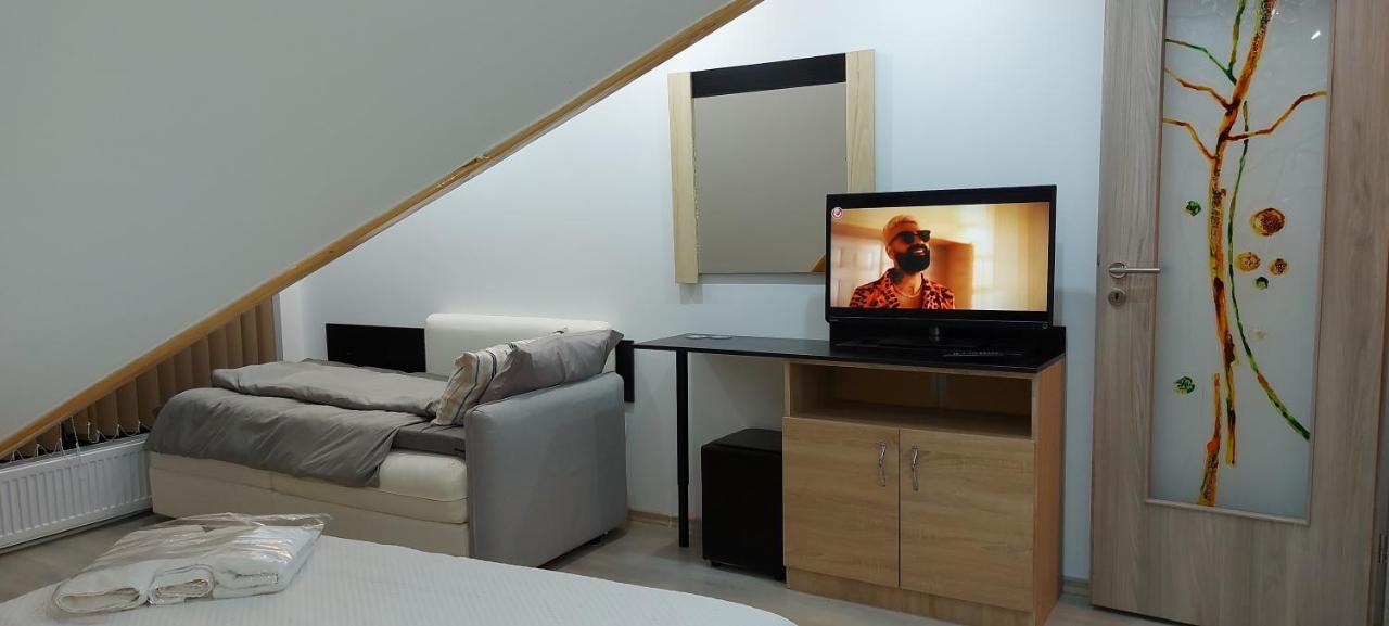 Kalinderu Skier'S Apartament Bellevue Буштени Экстерьер фото